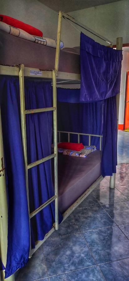 Baan Kai Hostel Baan Khai Екстериор снимка